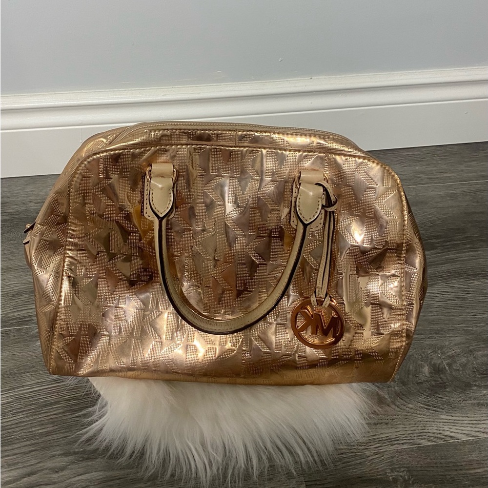 Michael kors purse